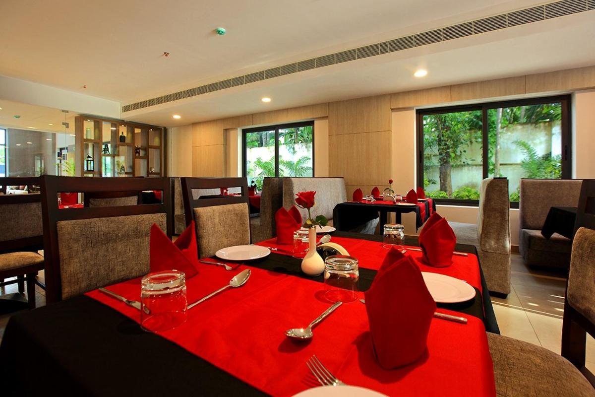 Hotel San Kollam Esterno foto